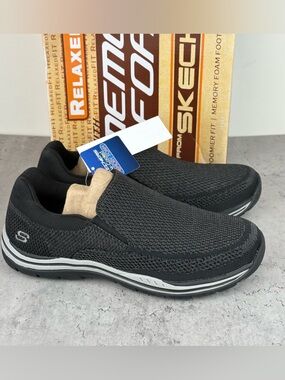 skechers men’s Hands Free slip In Relaxed Fit Air Cooled memory foam Size 8 New
